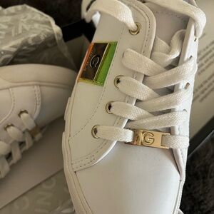 GBG Los Angeles Gold-Accented White Sneakers
